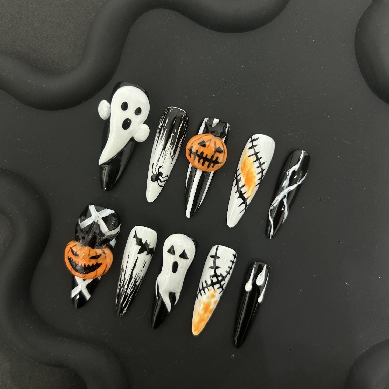 11 Ghost Skull