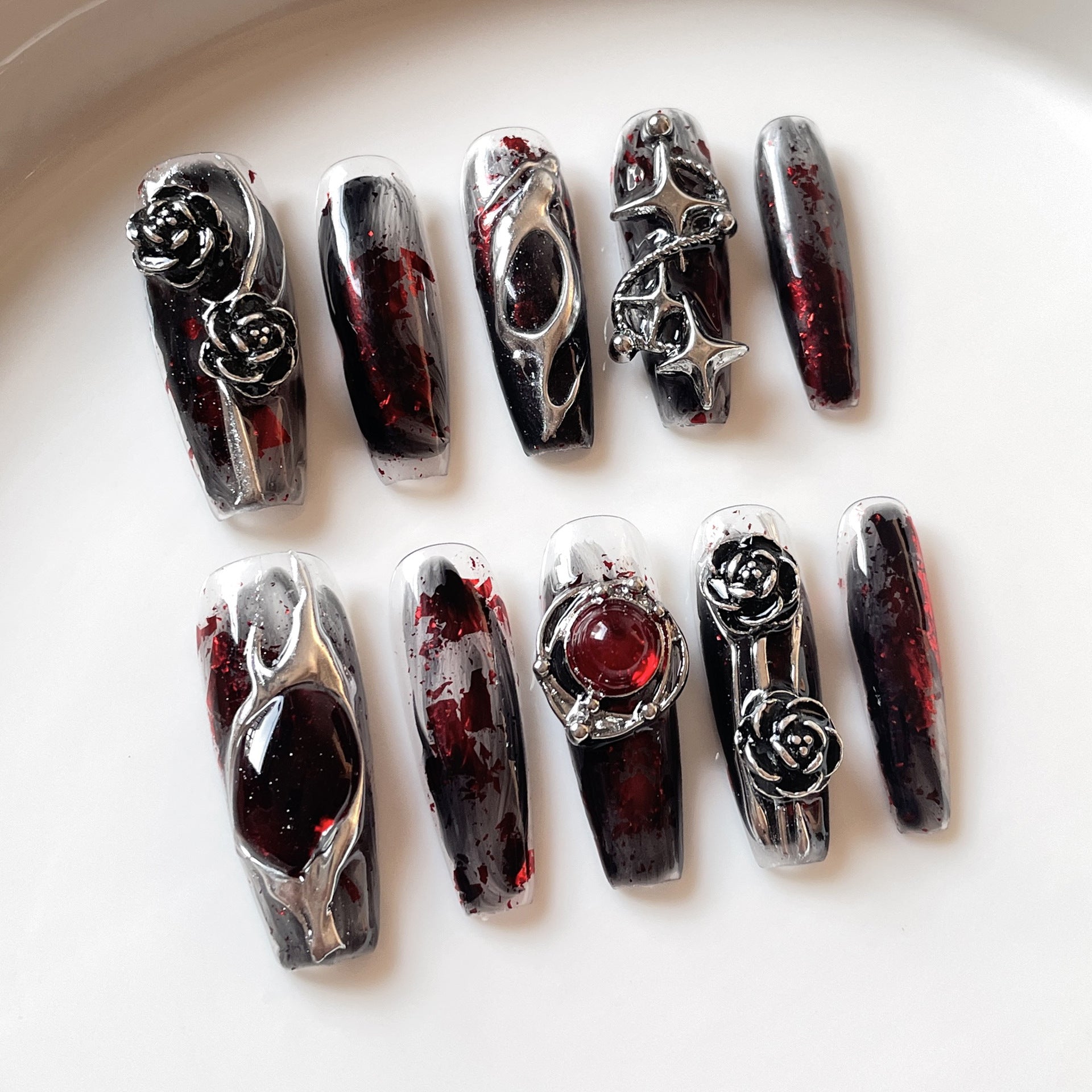 19 Scarlet Enchantress